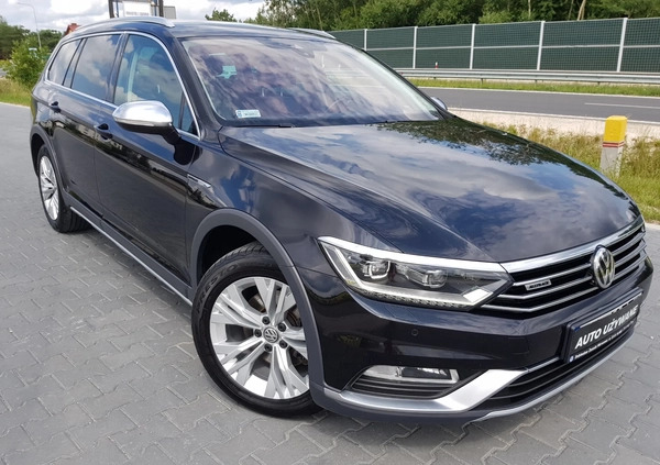 Volkswagen Passat cena 84000 przebieg: 165000, rok produkcji 2016 z Włodawa małe 781